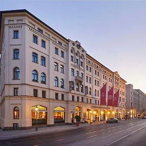 Hotel Vier Jahreszeiten Kempinski, Munich