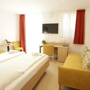 Hotel Adria, Munich