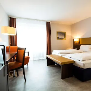 Hotel Domus, Munich